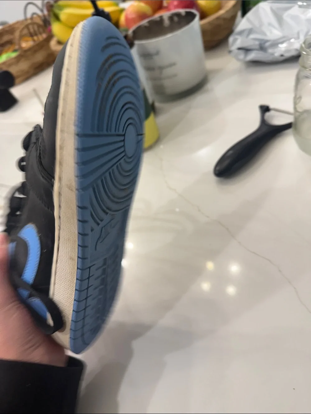 Nike Kids Low-Top Sneakers in Baby Blue and Black